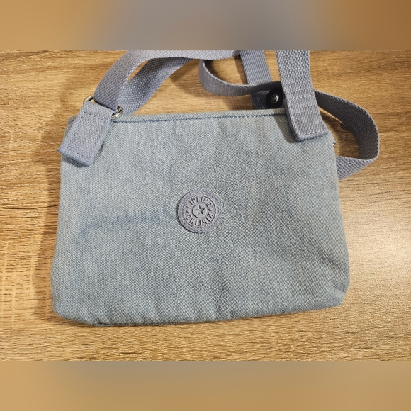 Disney Kipling 90 Years of Mickey Mouse Large Pouch Crossbody Purse NWOT - Picture 4 of 11